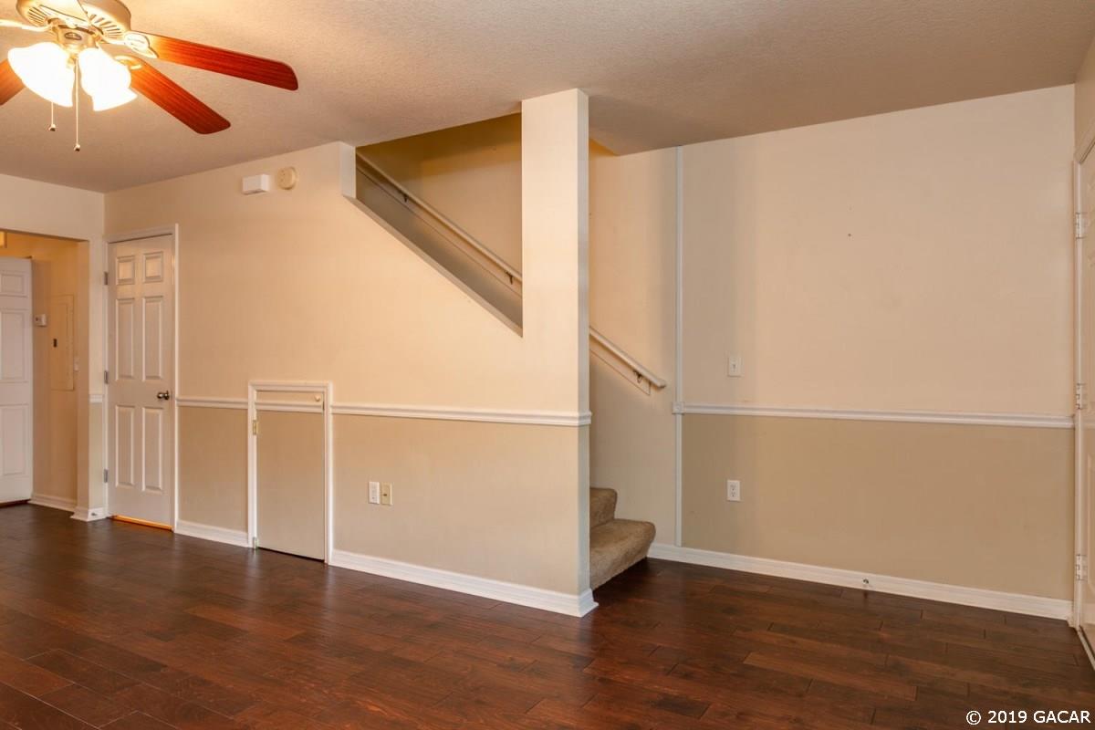 4237 Southwest 22nd Lane, Unit 136 Gainesville, FL 32607 - Photo 5 of 13 Gallery Image 5