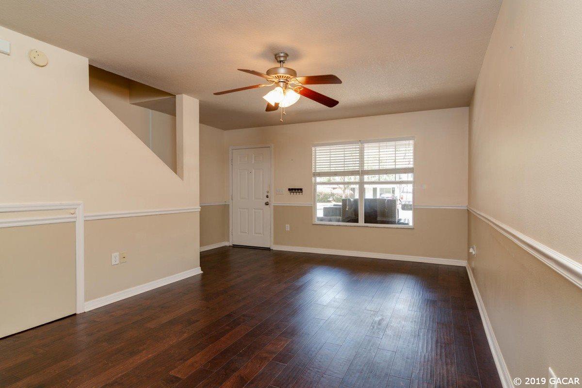 4237 Southwest 22nd Lane, Unit 136 Gainesville, FL 32607 - Photo 6 of 13 Gallery Image 6