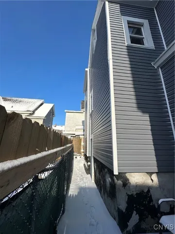 $250,000 | 1605 Lodi Street, Syracuse, NY 13208