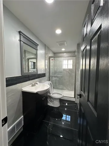 $250,000 | 1605 Lodi Street, Syracuse, NY 13208