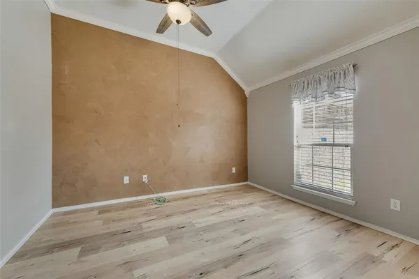 $2,400 | 115 Fort Edward Drive, Arlington, TX 76002