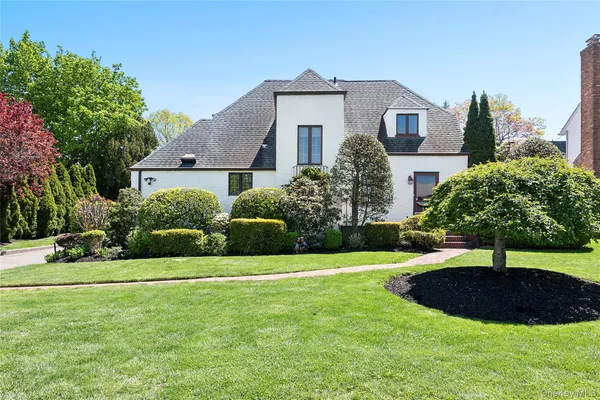 $1,799,000 | 214-20 26th Avenue | Bay Terrace