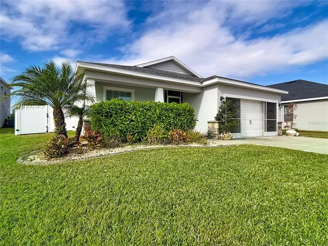 $329,999 | 154 Eloise Oaks Drive, Winter Haven, FL 33884