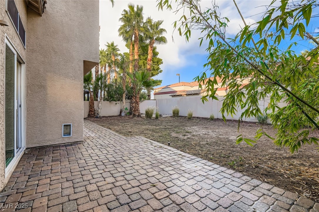 2670 Ridgewater Circle Henderson, NV 89074 - Photo 16 of 17