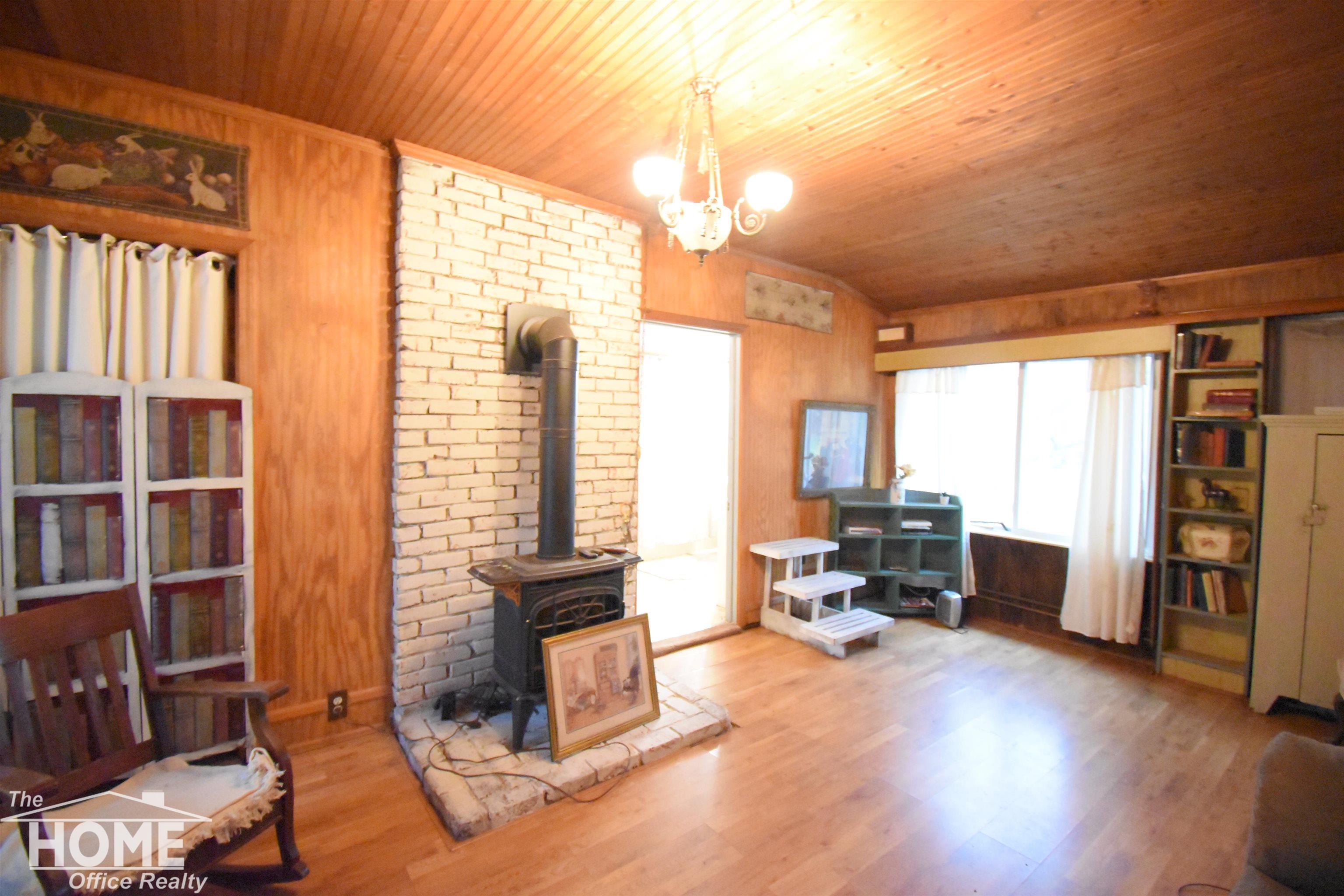 730 West Lansing Road Morrice, MI 48857 - Photo 10 of 25 50136185-3df17738-9c8a-4e75-aafc-9a1ba1db7551.JPG