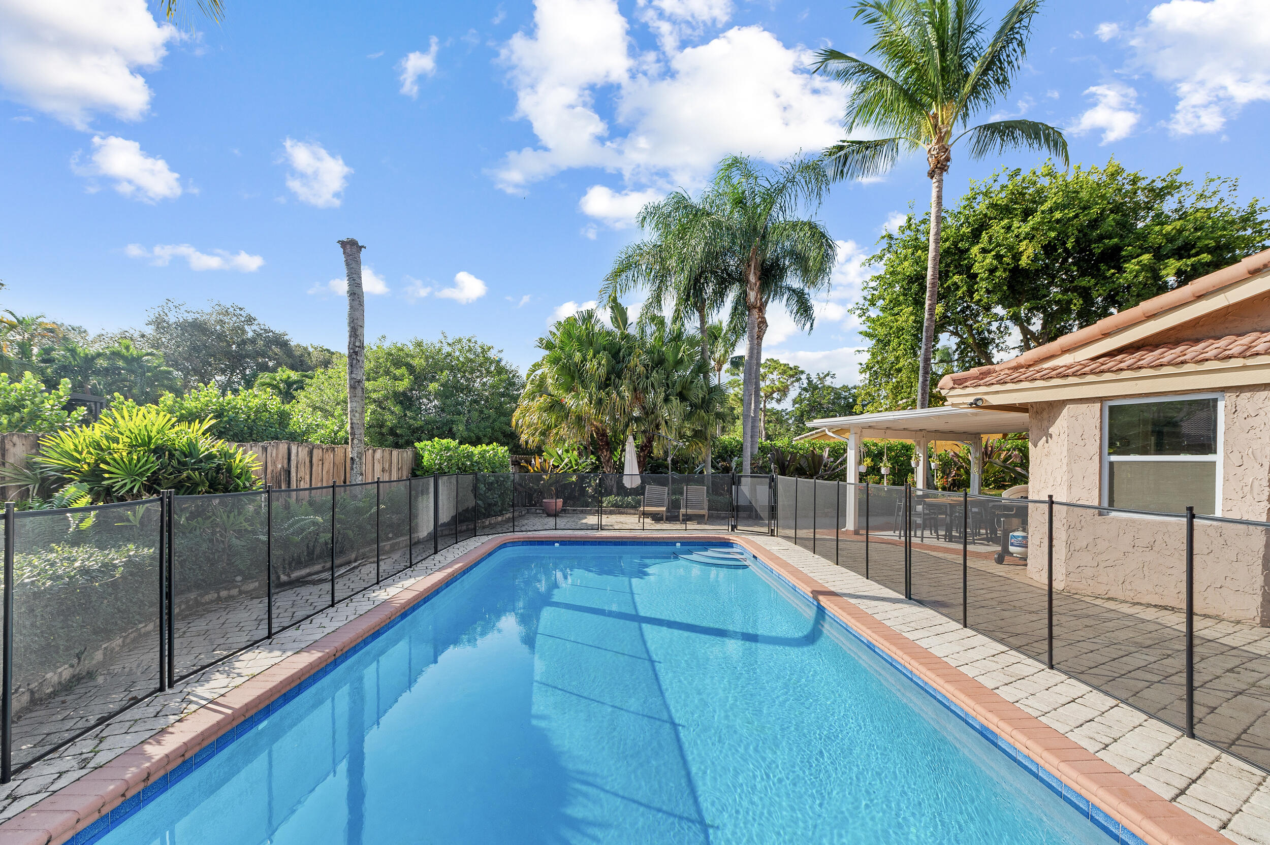 21089 Brookshire Terrace Boca Raton, FL 33433 - Photo 16 of 30 a view of a balcony
