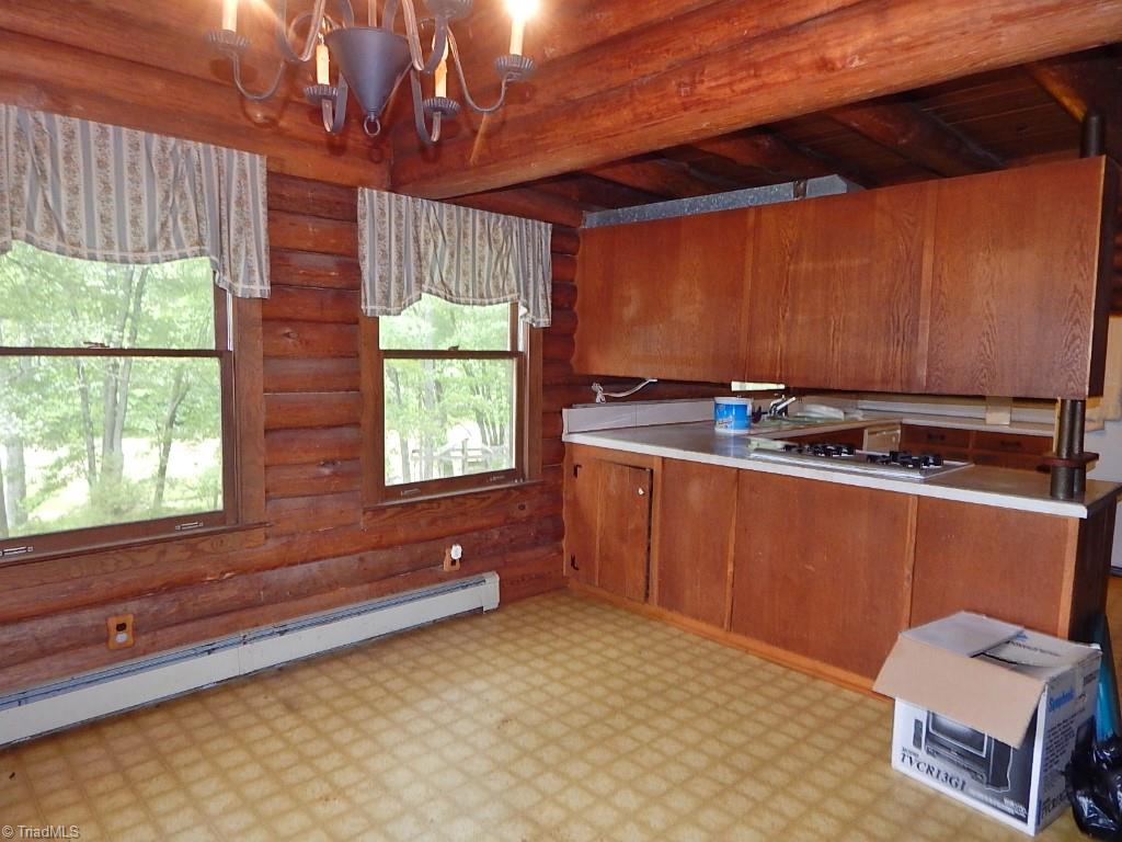 359 Hilton Road Stokesdale, NC 27357 - Photo 7 of 30 Dining room