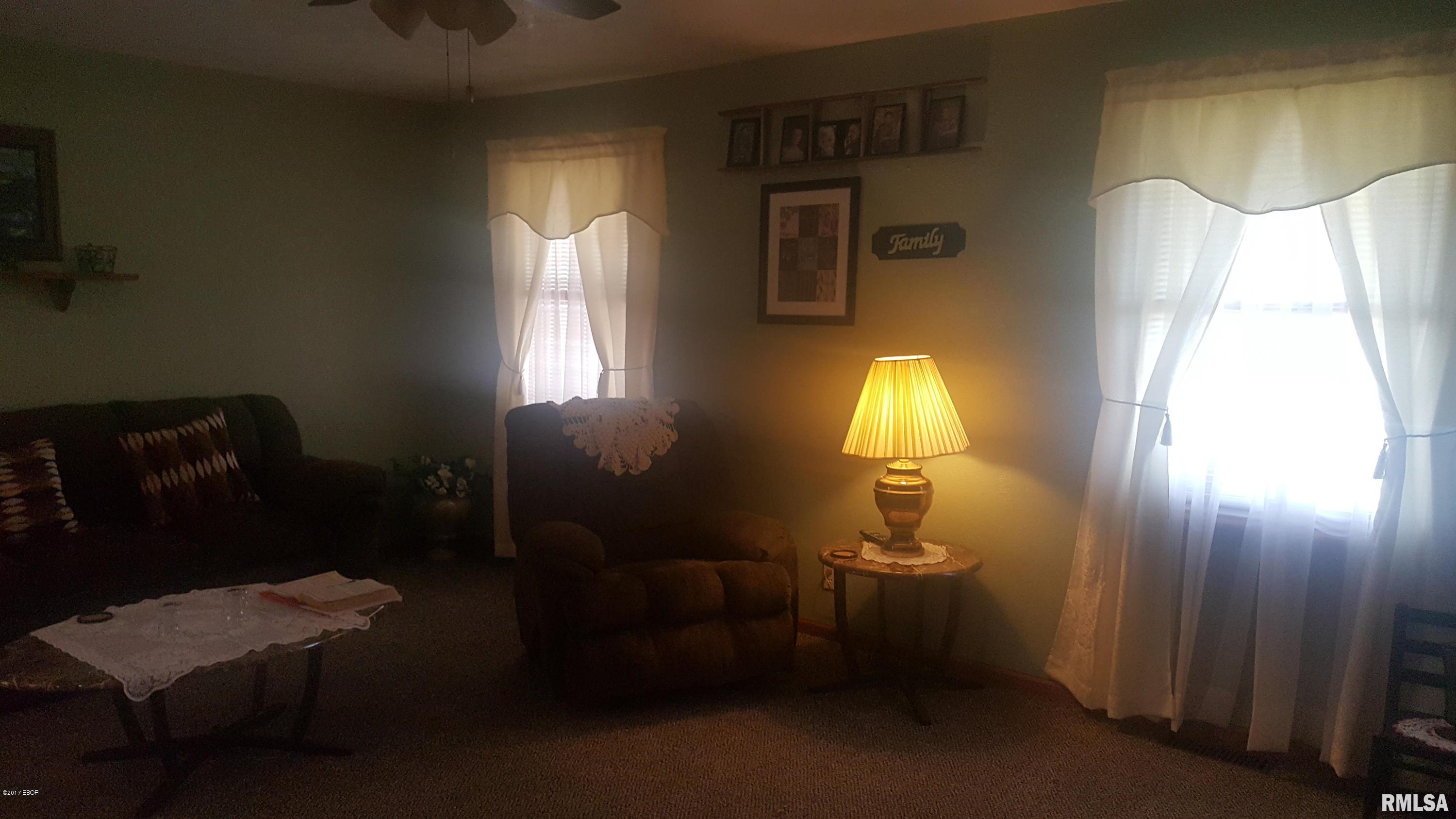 5893 Misty Road Pinckneyville, IL 62274 - Photo 10 of 16