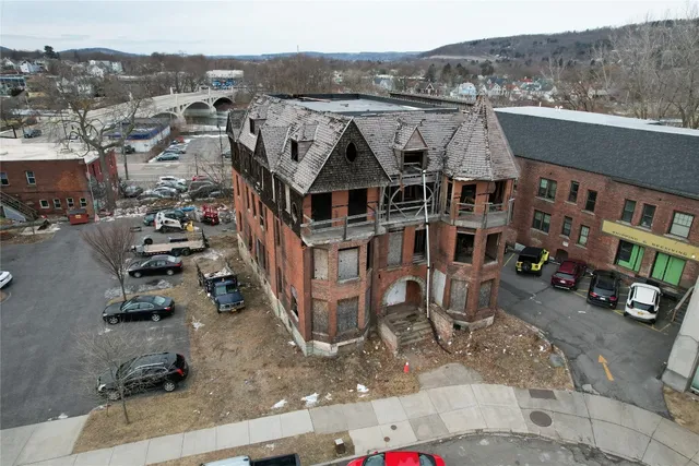 $294,000 | 263 Washington Street, Binghamton, NY 13901