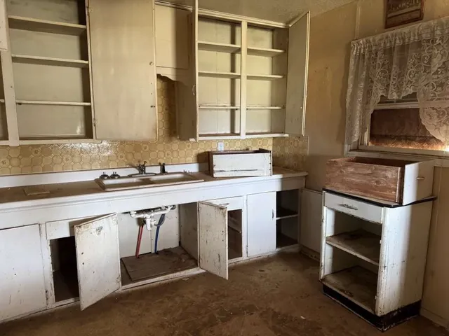 $48,999 | 912 East 36th Street, Lubbock, TX 79404