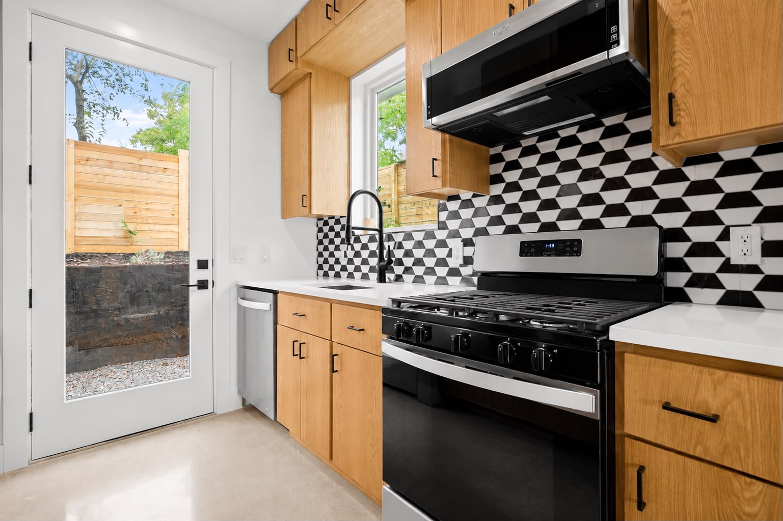 2919 East 13th Street, Unit 2 Austin, TX 78702 - Photo 5 of 20