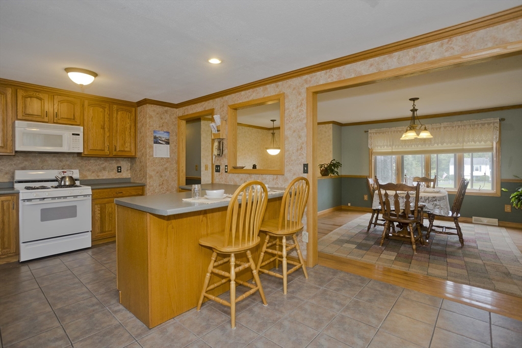 16 Jennifer Drive Granby, MA 01033 - Photo 22 of 42 Gallery Image 22
