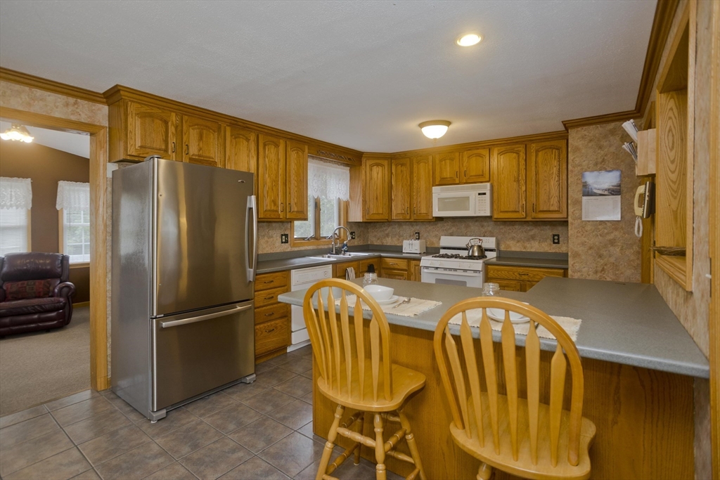 16 Jennifer Drive Granby, MA 01033 - Photo 23 of 42 Gallery Image 23