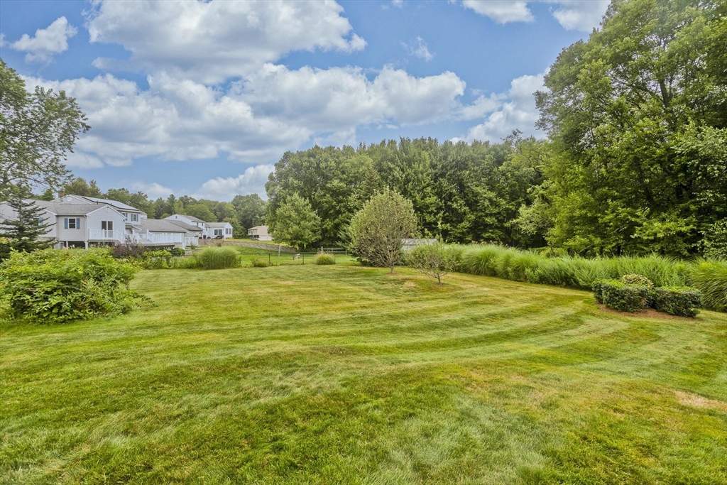 16 Jennifer Drive Granby, MA 01033 - Photo 8 of 42 Gallery Image 8
