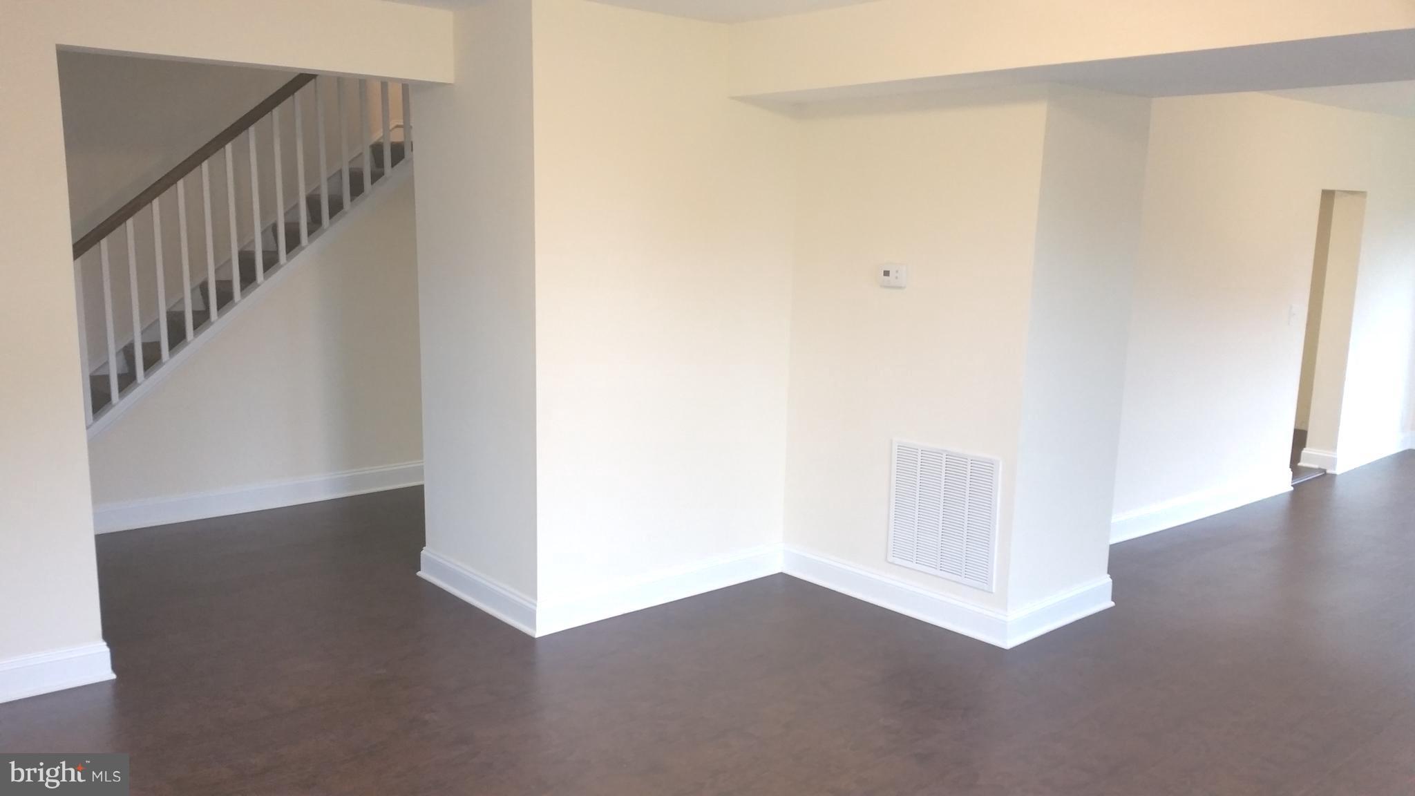 1256 Sulphur Spring Road Baltimore, MD 21227 - Photo 4 of 18 Living Room looking to hall