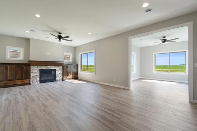 $485,000 | 1534 9th Avenue Southwest, Hutchinson, MN 55350