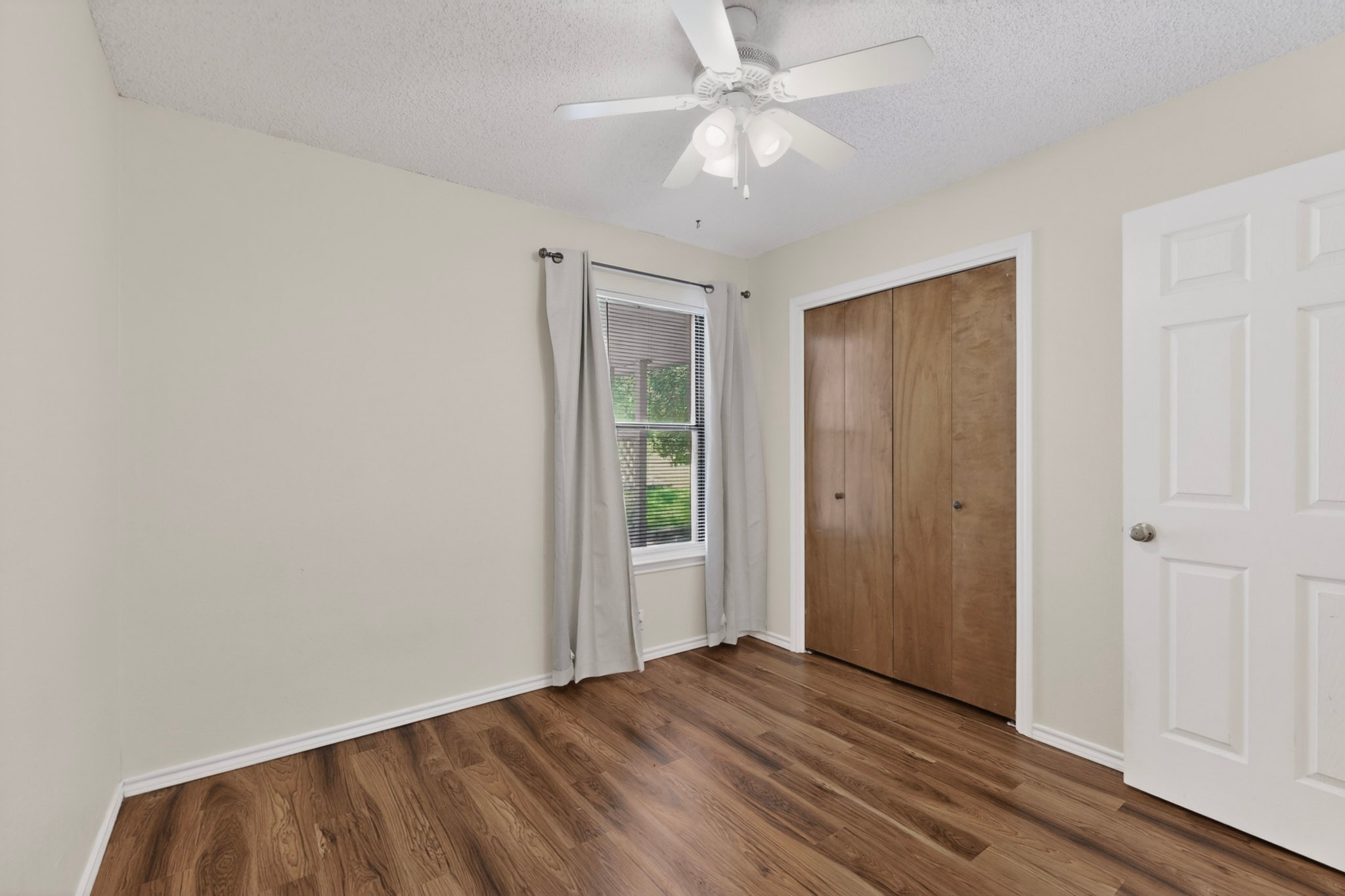 12800 Old San Antonio Road, Unit A Manchaca, TX 78652 - Photo 19 of 28 Bedroom 2
