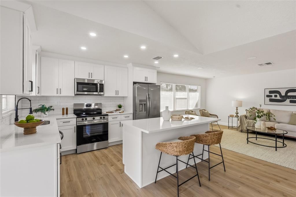 13495 San Rafael Drive Largo, FL 33774 - Photo 11 of 42