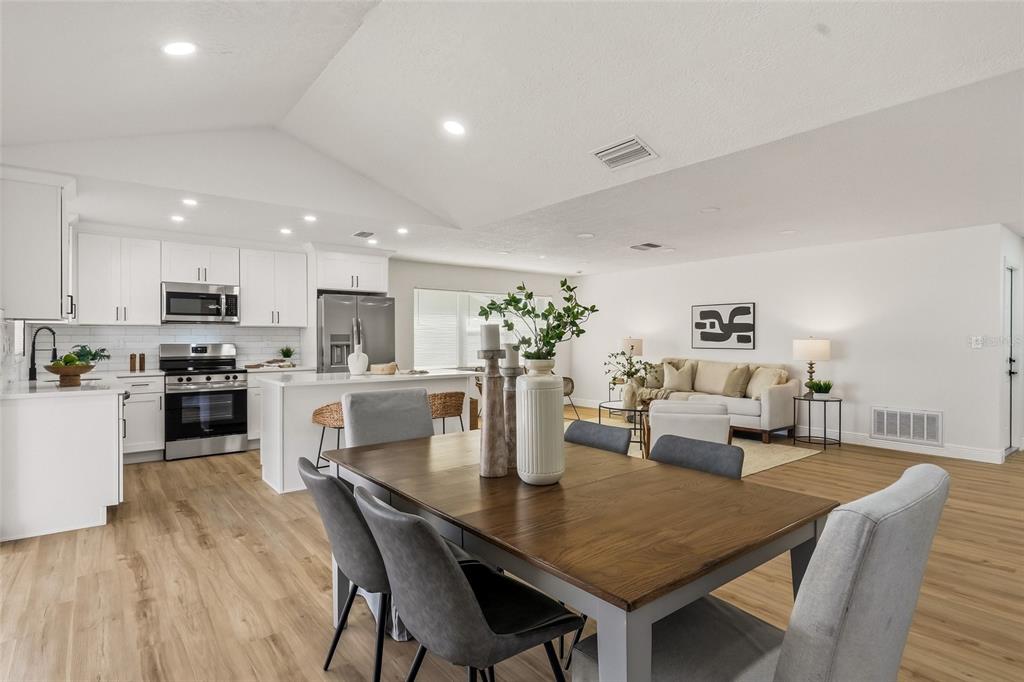 13495 San Rafael Drive Largo, FL 33774 - Photo 17 of 42