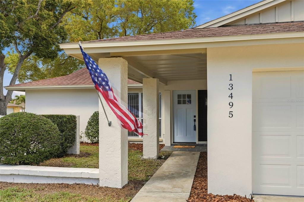 13495 San Rafael Drive Largo, FL 33774 - Photo 3 of 42