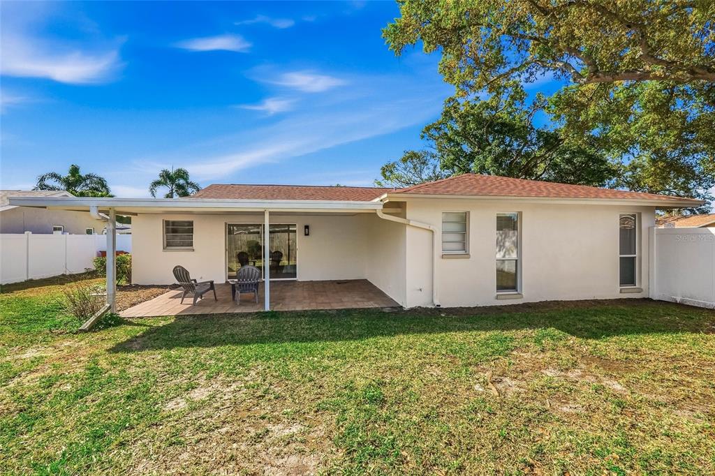 13495 San Rafael Drive Largo, FL 33774 - Photo 32 of 42