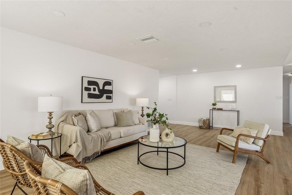 13495 San Rafael Drive Largo, FL 33774 - Photo 7 of 42