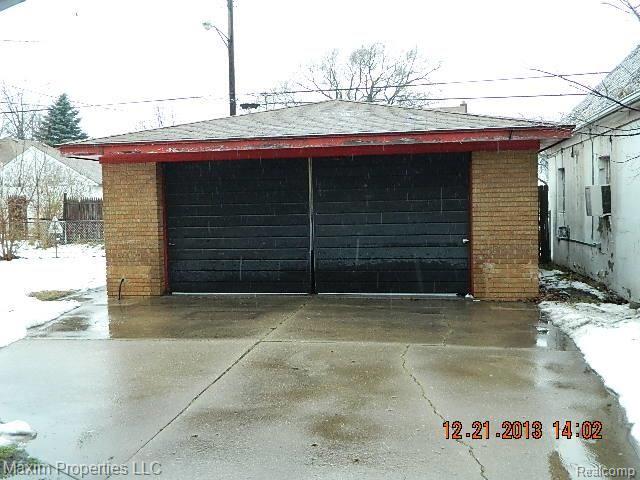 300 Goodell Street River Rouge, MI 48218 - Photo 4 of 26 Garage.jpg