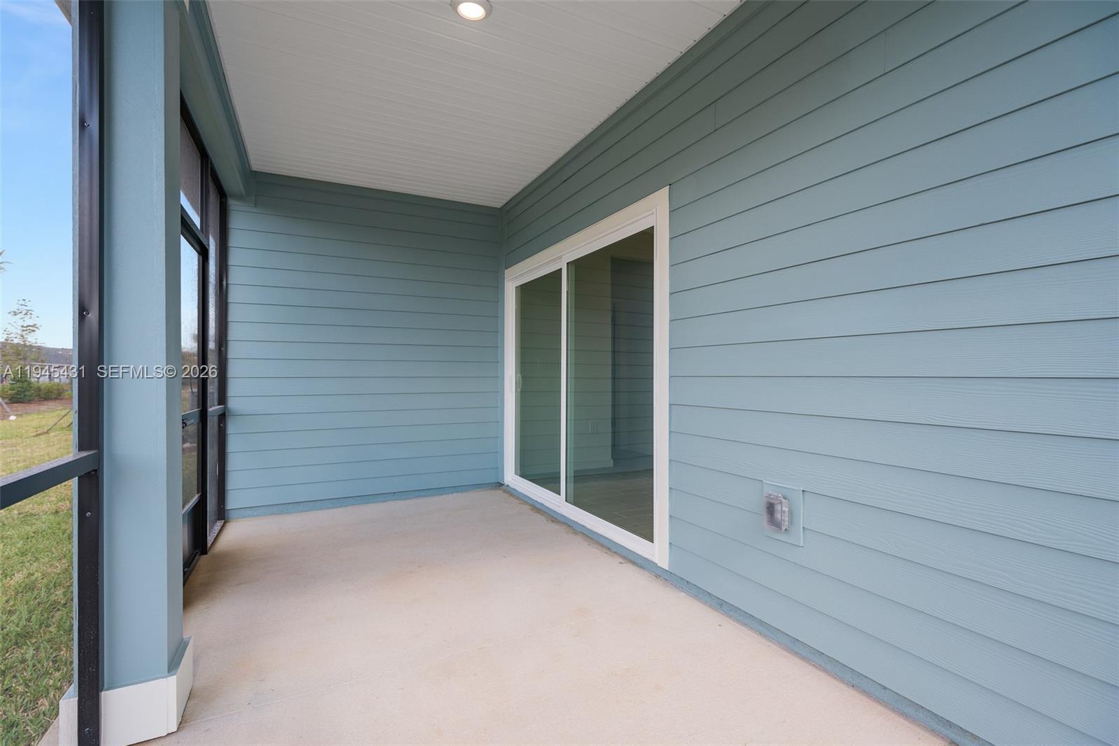 8934 Southwest 69th Terrace Ocala, FL 34476 - Photo 27 of 41 a view of an empty room
