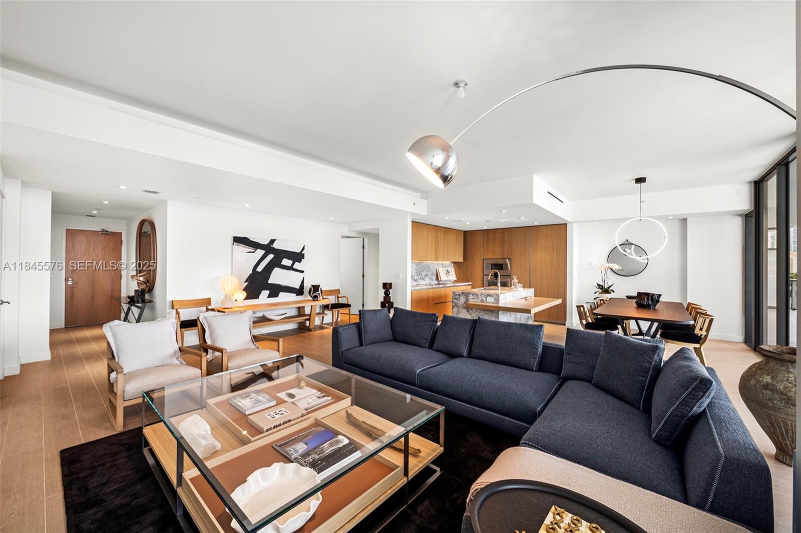 500 Alton Road, Unit 803 Miami Beach, FL 33139 - Photo 2 of 26