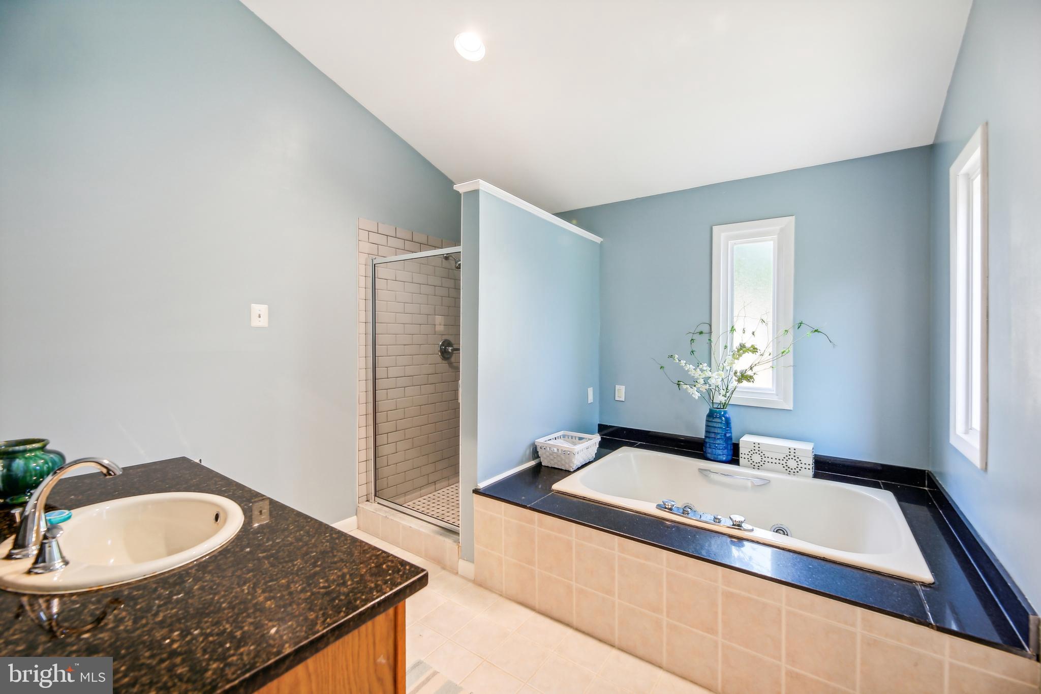 323 Dorchester Road Pasadena, MD 21122 - Photo 15 of 44 Gallery Image 15