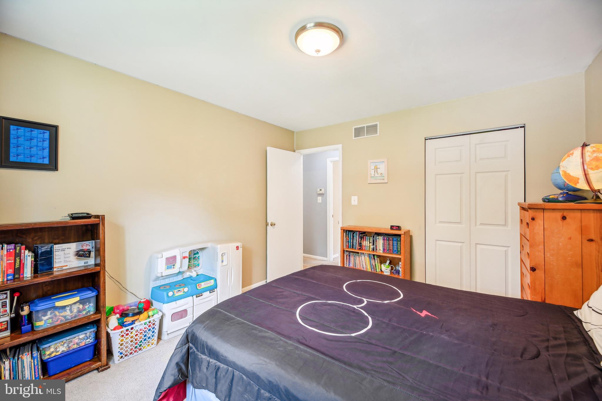 323 Dorchester Road Pasadena, MD 21122 - Photo 17 of 44 Gallery Image 17