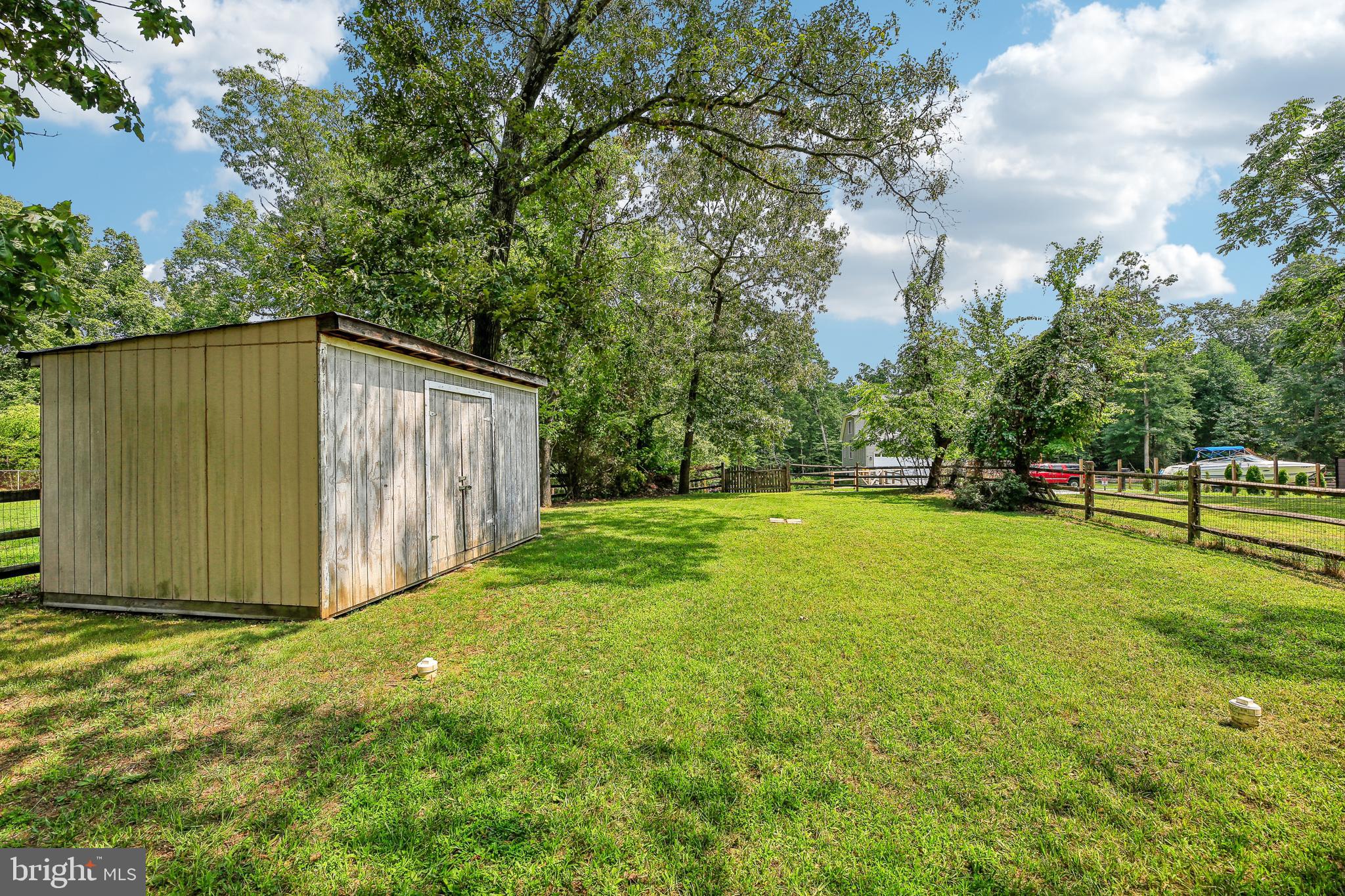 323 Dorchester Road Pasadena, MD 21122 - Photo 39 of 44 Gallery Image 39