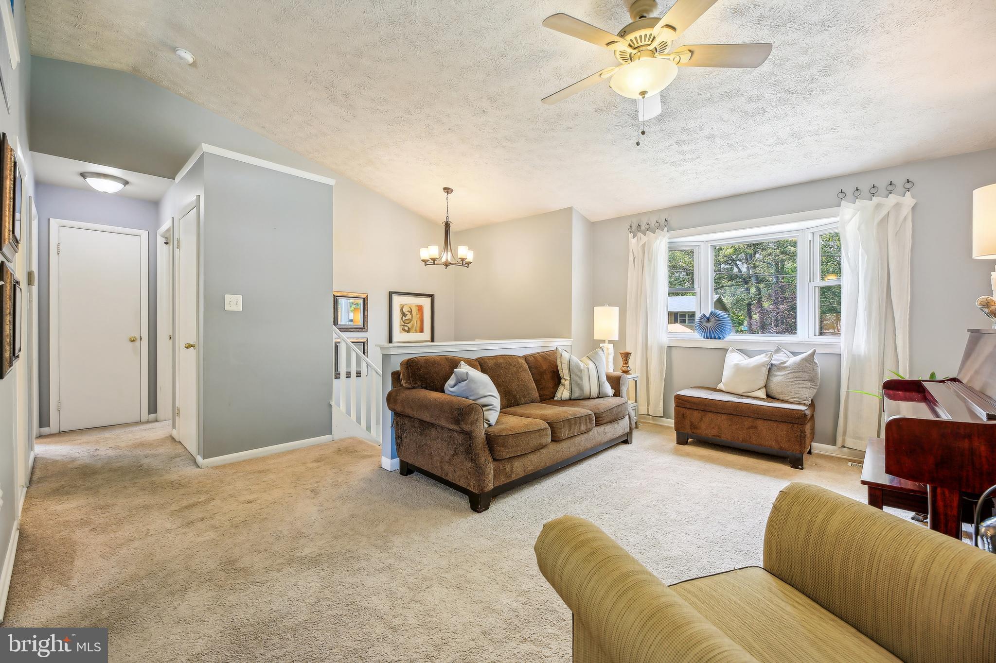 323 Dorchester Road Pasadena, MD 21122 - Photo 6 of 44 Gallery Image 6