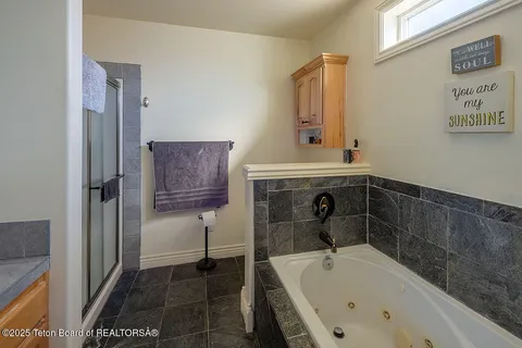 $949,000 | 1002 Lariat Drive, Etna, WY 83118