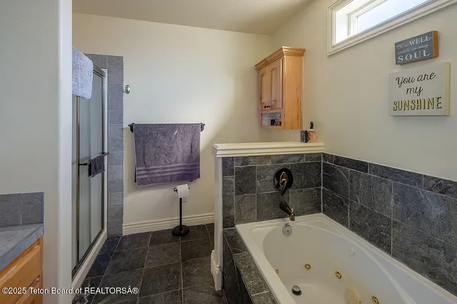 $949,000 | 1002 Lariat Drive, Etna, WY 83118