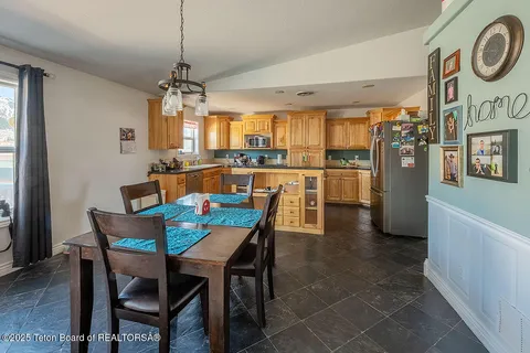 $949,000 | 1002 Lariat Drive, Etna, WY 83118