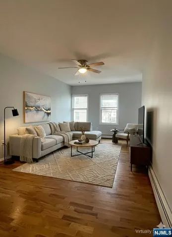 $2,450 | 82-84 Maple Avenue, Unit 2, Wallington, NJ 07057