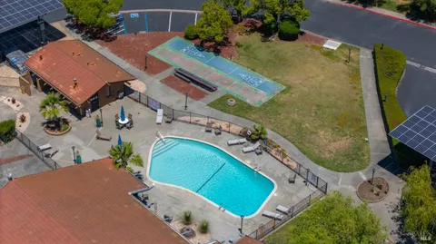 $437,000 | 503 Vera Cruz Avenue, Unit 105, Novato, CA 94949