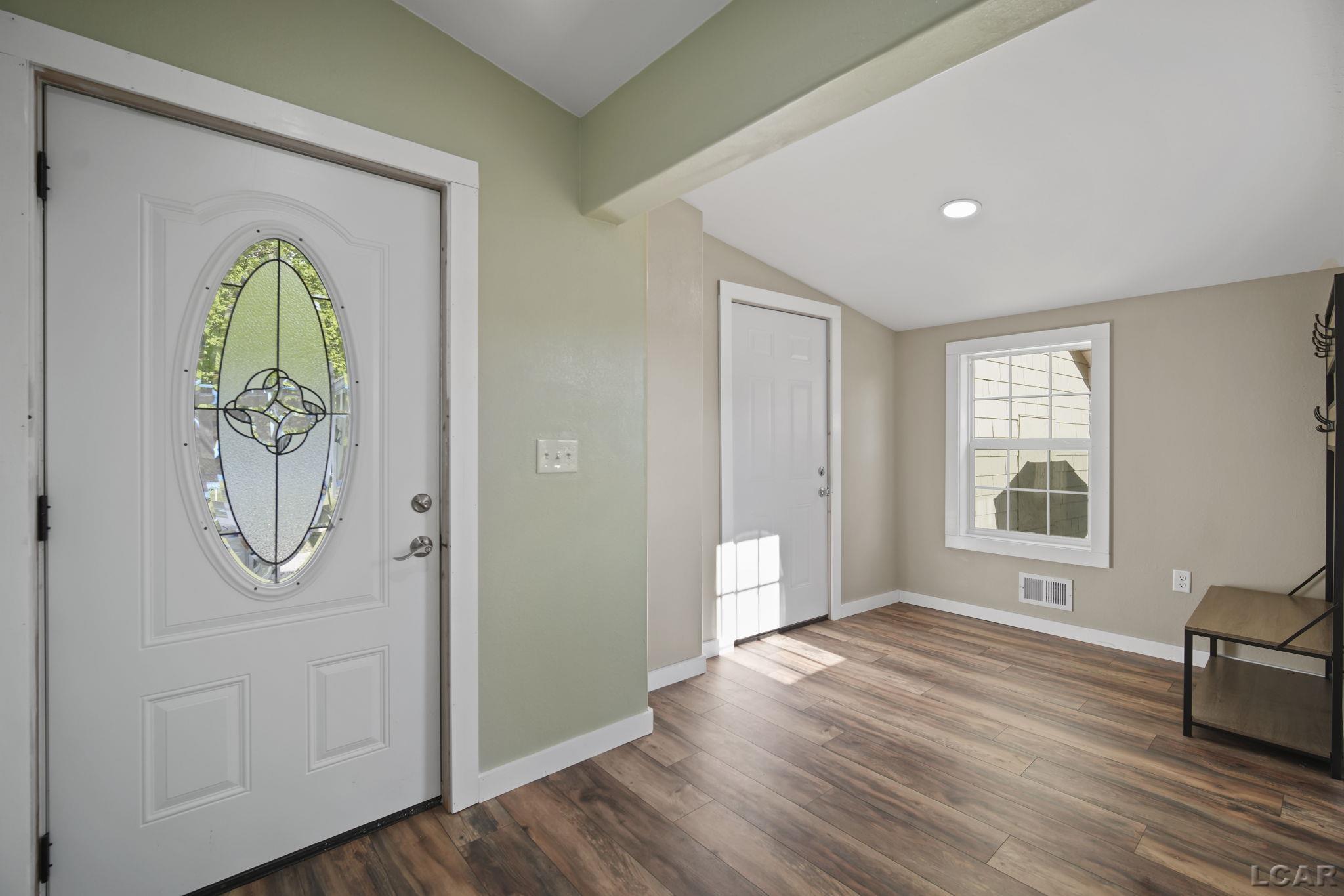 1025 East Carleton Road Adrian, MI 49221 - Photo 27 of 37 50141334-b3acab24-6904-4828-97d0-e7ede324b007.JPG