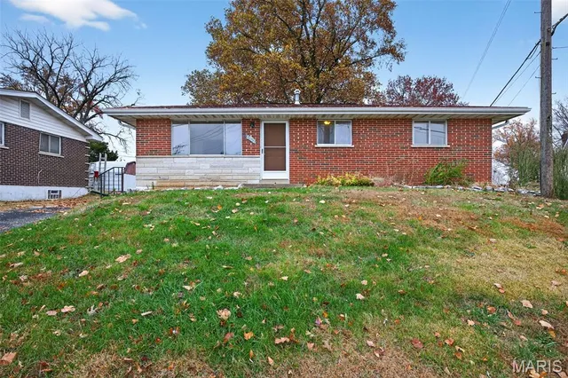 $150,000 | 6902 Howdershell Road, Hazelwood, MO 63042