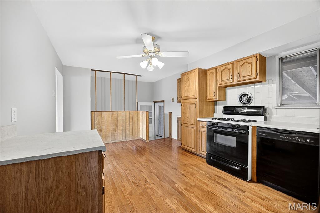 6902 Howdershell Road Hazelwood, MO 63042 - Photo 21 of 41