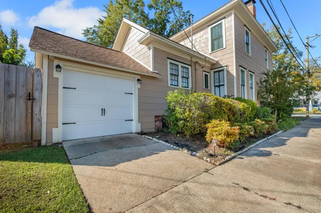 $279,000 | 237 East Washington Street, Quincy, FL 32351