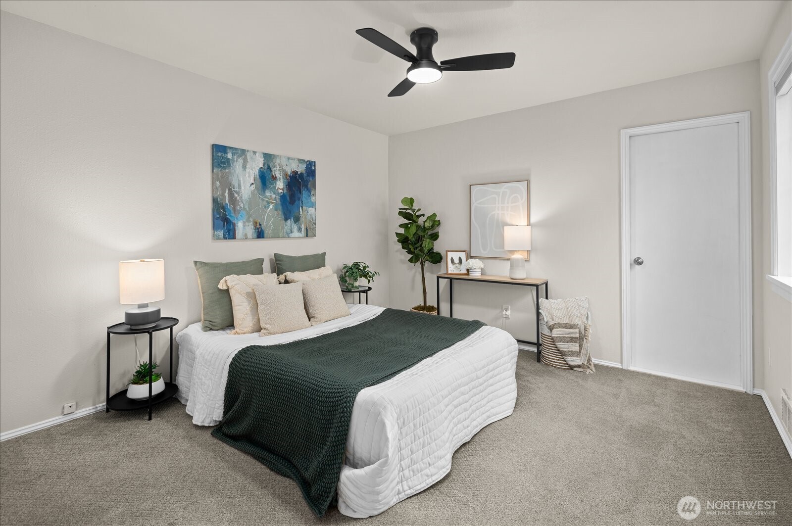 7823 196th Street Southwest, Unit A Edmonds, WA 98026 - Photo 12 of 37