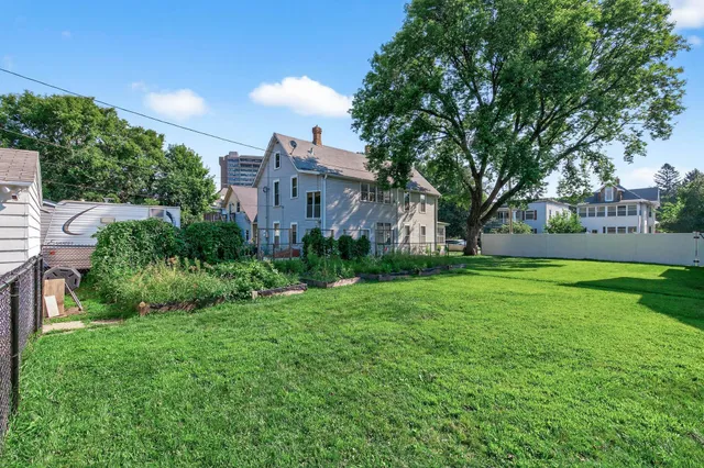 $200,000 | 1538 Washington Street Northeast, Minneapolis, MN 55413