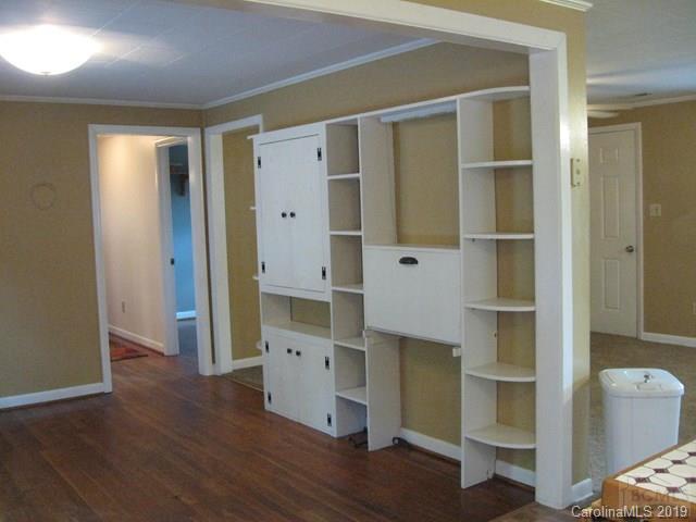 4368 Bennett Road Morganton, NC 28655 - Photo 11 of 27 Gallery Image 11