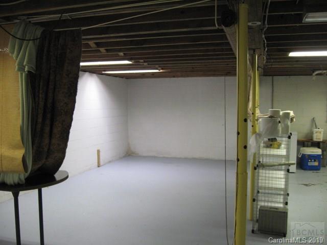 4368 Bennett Road Morganton, NC 28655 - Photo 20 of 27 Gallery Image 20