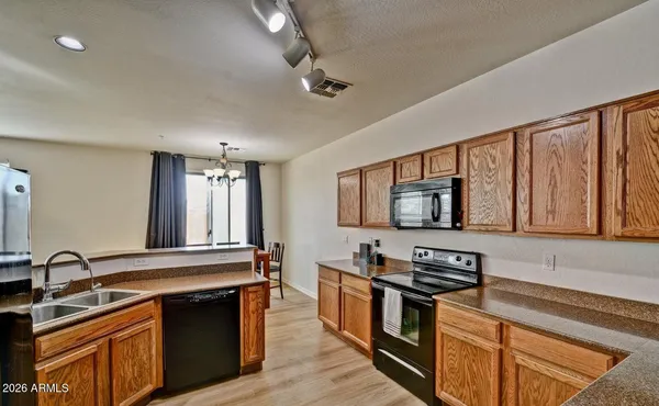 $1,995 | 8169 West Groom Creek Road, Phoenix, AZ 85043