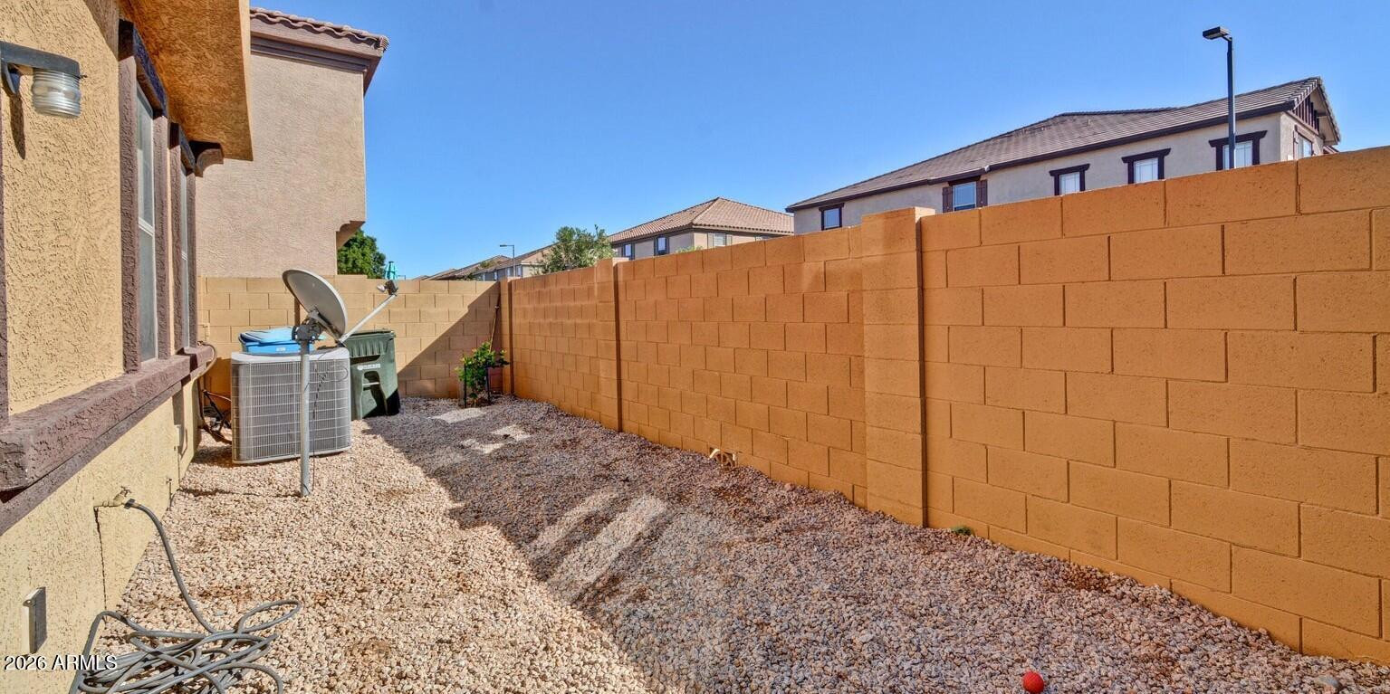 8169 West Groom Creek Road Phoenix, AZ 85043 - Photo 14 of 23 Photo #14