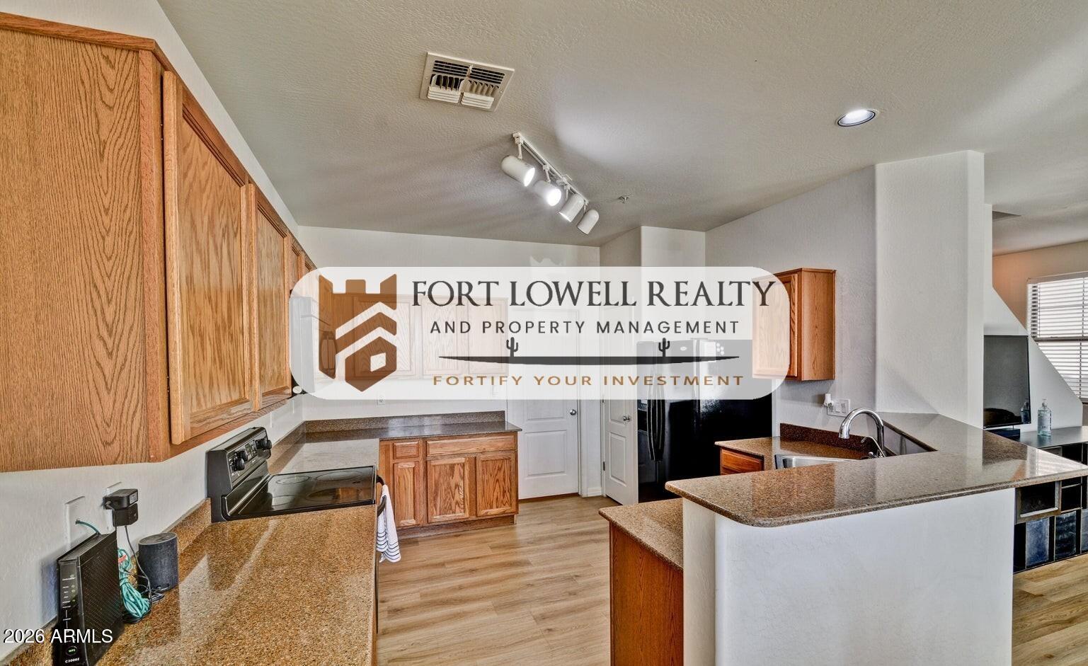 8169 West Groom Creek Road Phoenix, AZ 85043 - Photo 8 of 14 a view of a counter top