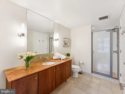 $639,900 | 1025 First Street Southeast, Unit 1212, Washington, DC 20003